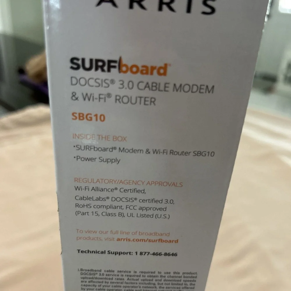 ARRIS Surfboard Docsis 3.0 Cable Modem And AC1600 Dual Band Wi-Fi Router - Picture 7 of 8